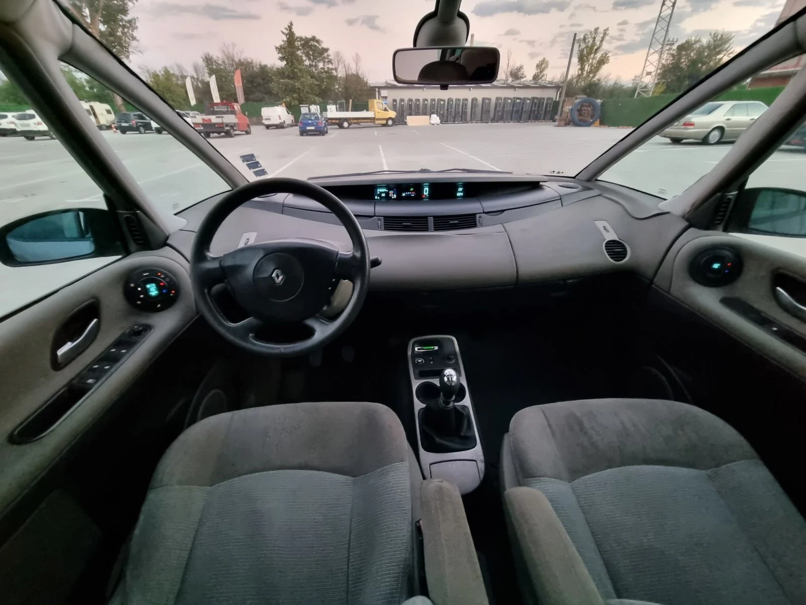 Renault Espace, снимка 6 - Автомобили и джипове - 56407802