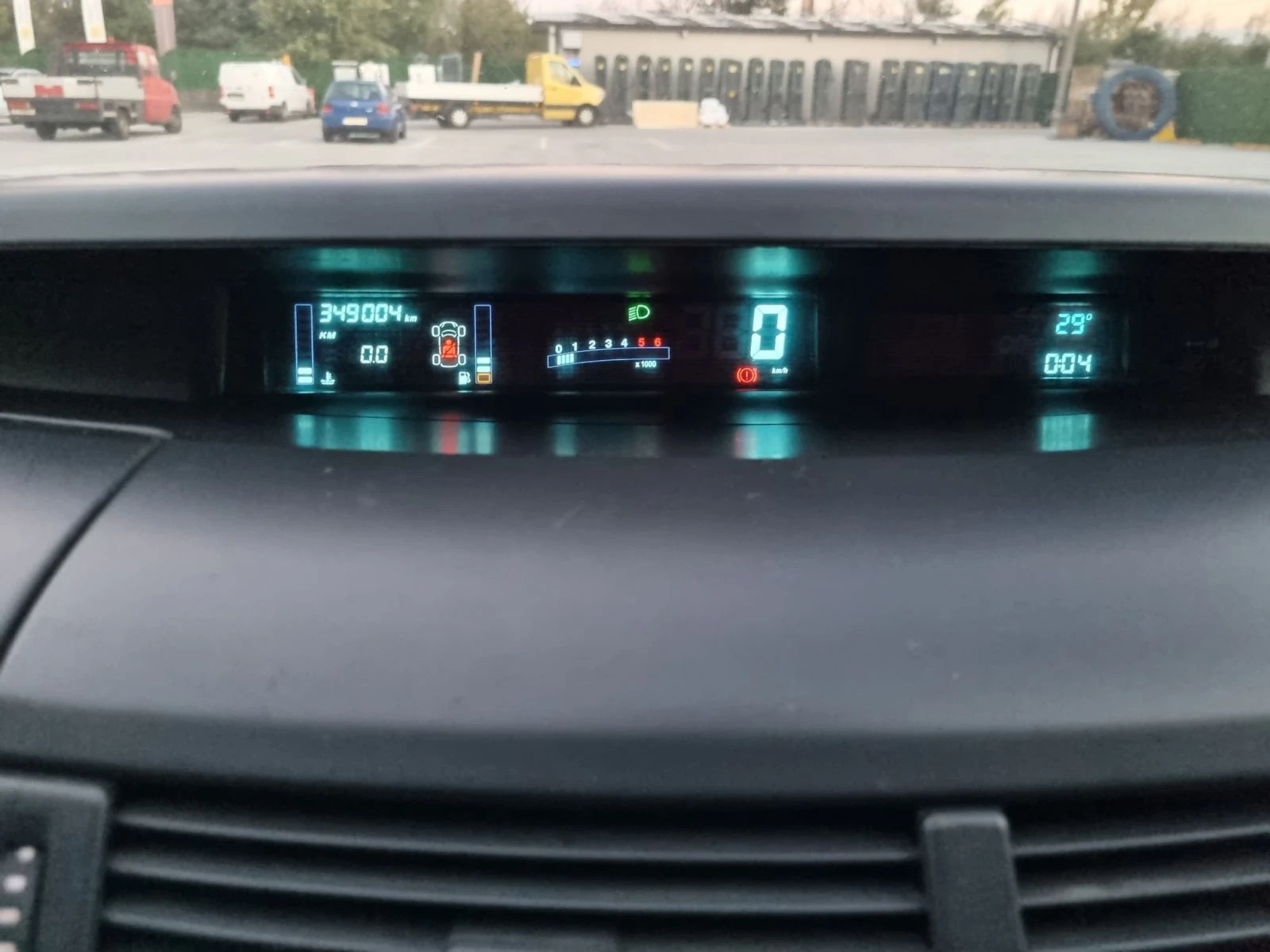 Renault Espace, снимка 10 - Автомобили и джипове - 56407802