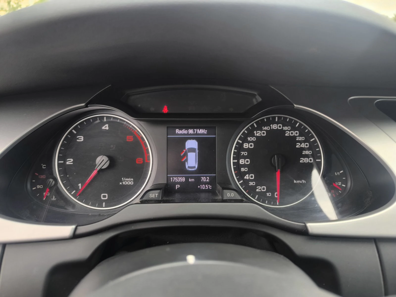 Audi A4 3.0d 3xsline, снимка 13 - Автомобили и джипове - 56565843