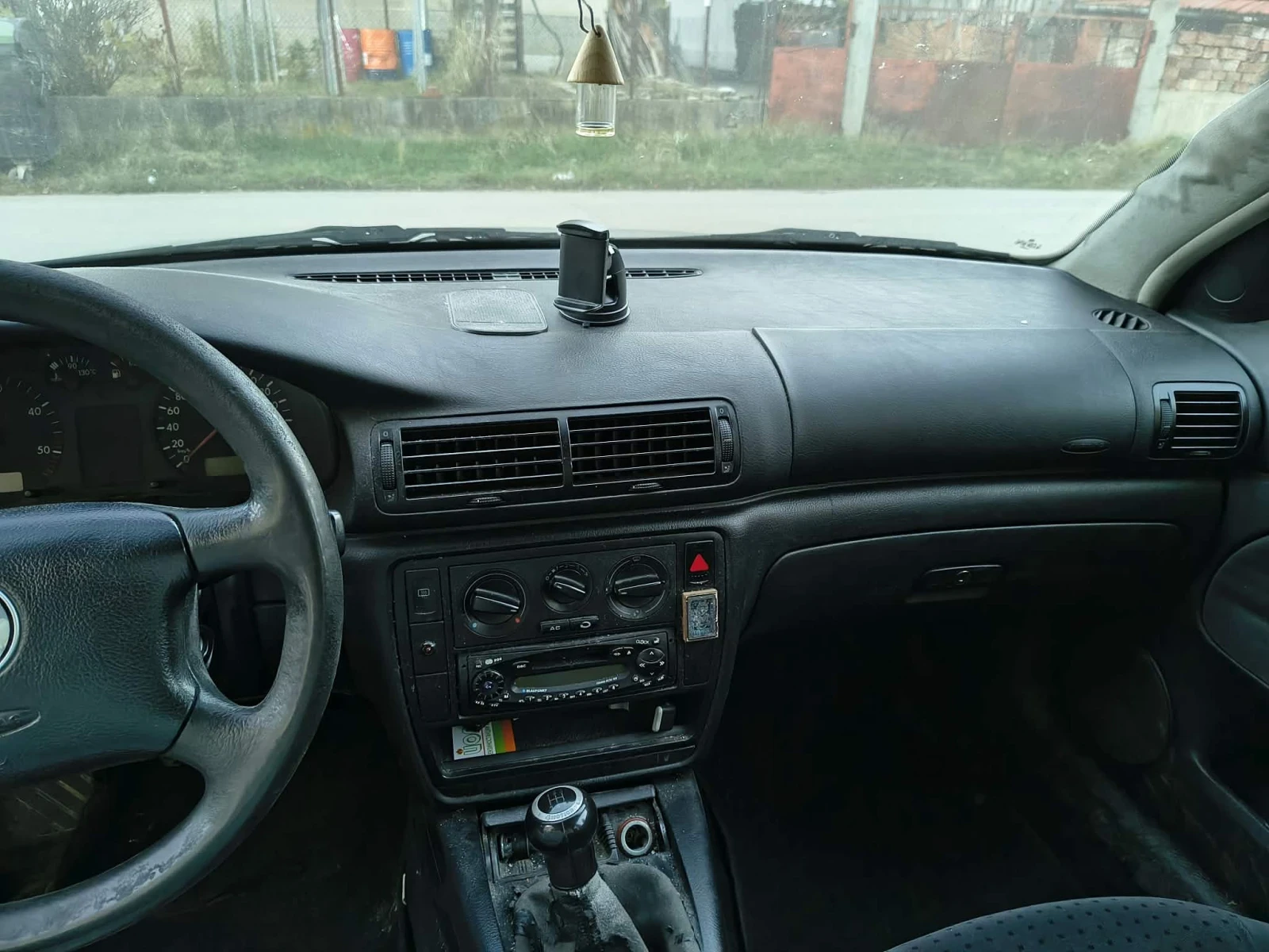 VW Passat, снимка 7 - Автомобили и джипове - 56637534