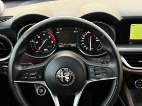 Alfa Romeo Stelvio 2.2JTDm Q4 ИТАЛИЯ, снимка 14