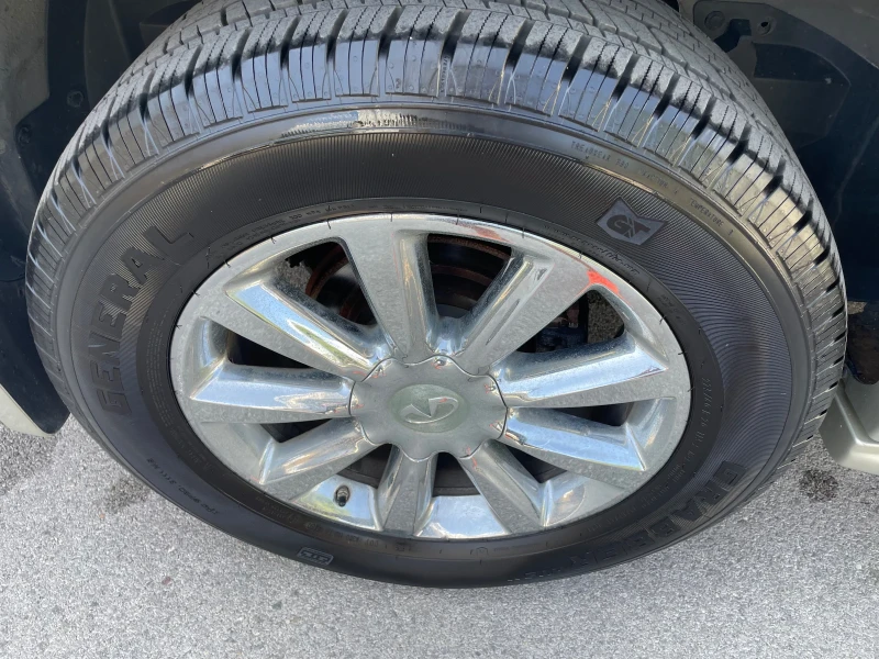Infiniti QX56 5.6i, 100000 km!!! 1 Собственик! Нов!!!, снимка 15 - Автомобили и джипове - 51978387