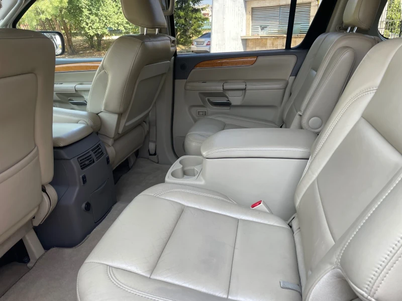 Infiniti QX56 5.6i, 100000 km!!! 1 Собственик! Нов!!!, снимка 13 - Автомобили и джипове - 51978387