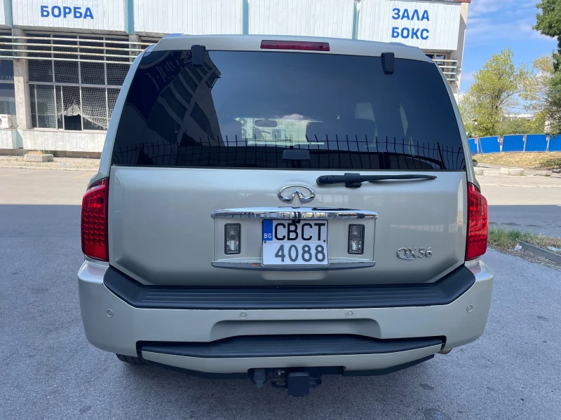 Infiniti QX56 5.6i, 100000 km!!! 1 Собственик! Нов!!!, снимка 5 - Автомобили и джипове - 51978387