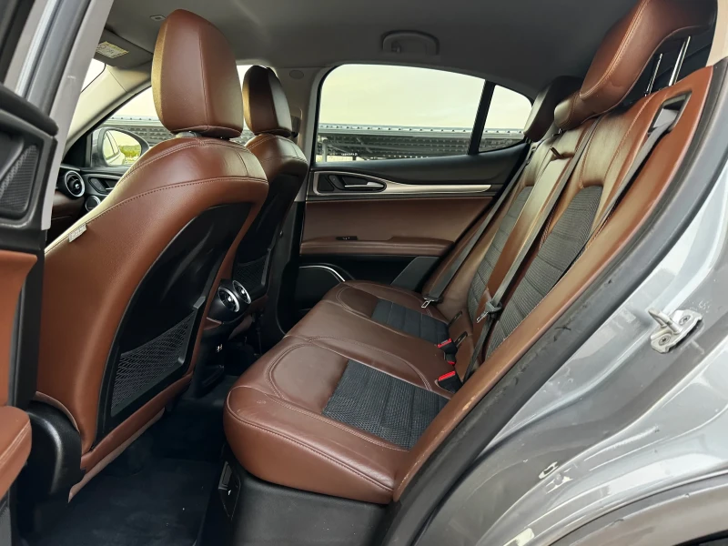 Alfa Romeo Stelvio 2.2JTDm Q4 ИТАЛИЯ, снимка 8 - Автомобили и джипове - 51697668