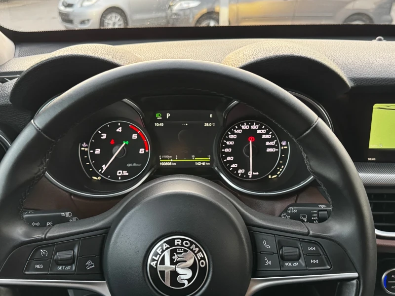 Alfa Romeo Stelvio 2.2JTDm Q4 ИТАЛИЯ, снимка 12 - Автомобили и джипове - 51697668