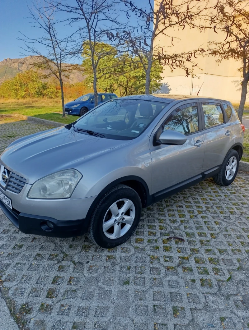 Nissan Qashqai, снимка 2 - Автомобили и джипове - 52109577
