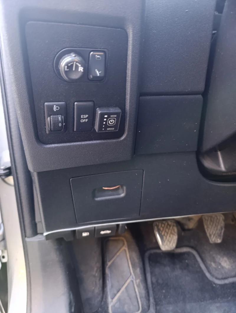 Nissan Qashqai, снимка 8 - Автомобили и джипове - 52109577