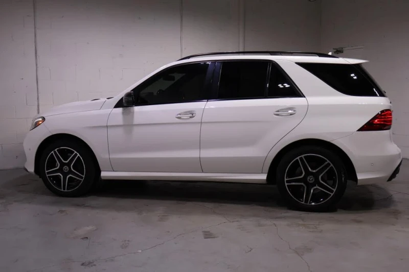 Mercedes-Benz GLE 400 2018 Mercedes-Benz GLE 400 4MATIC, снимка 3 - Автомобили и джипове - 52795959