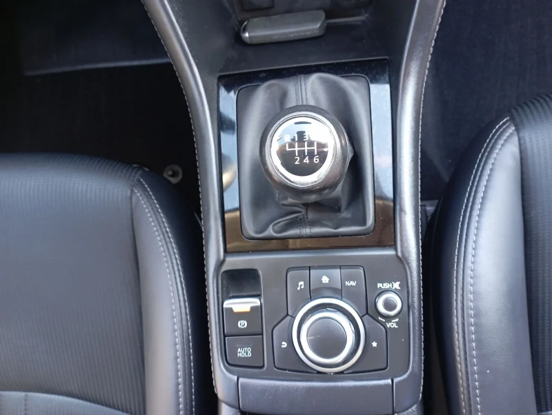 Mazda CX-3 2.0, Фейслифт, Keyless, Head up, Кожа, Навигация , снимка 12 - Автомобили и джипове - 52815229