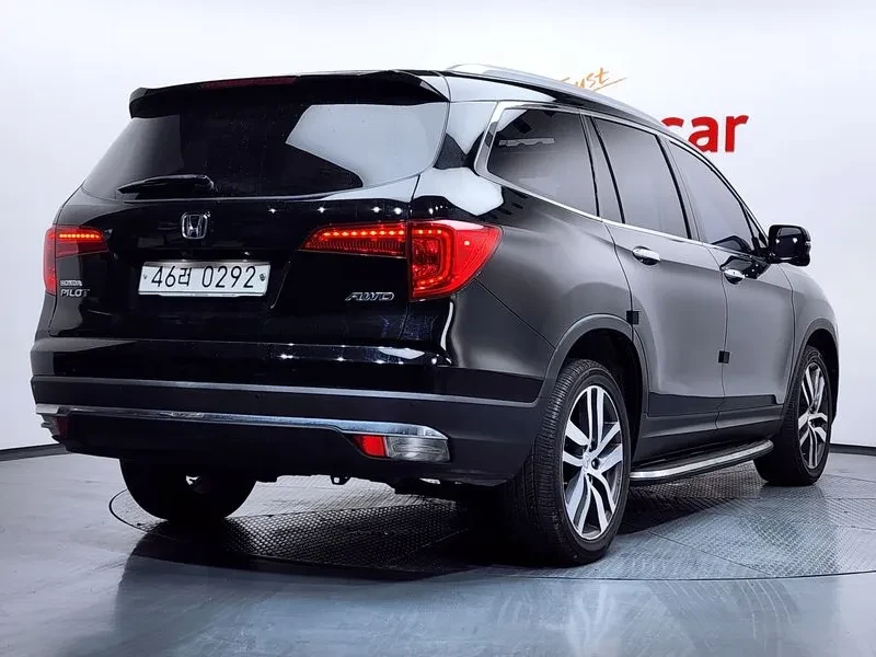 Honda Pilot 3.5 AWD 7места, снимка 2 - Автомобили и джипове - 55740211
