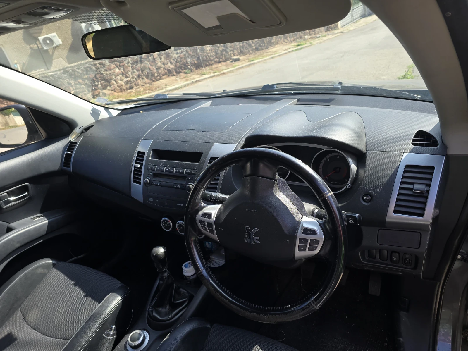 Peugeot 4008 Десен волан - изображение 6