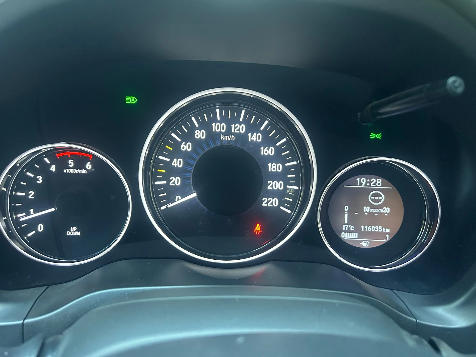 Honda Hr-v 1.6 i- DTEC, Elegance  - изображение 8