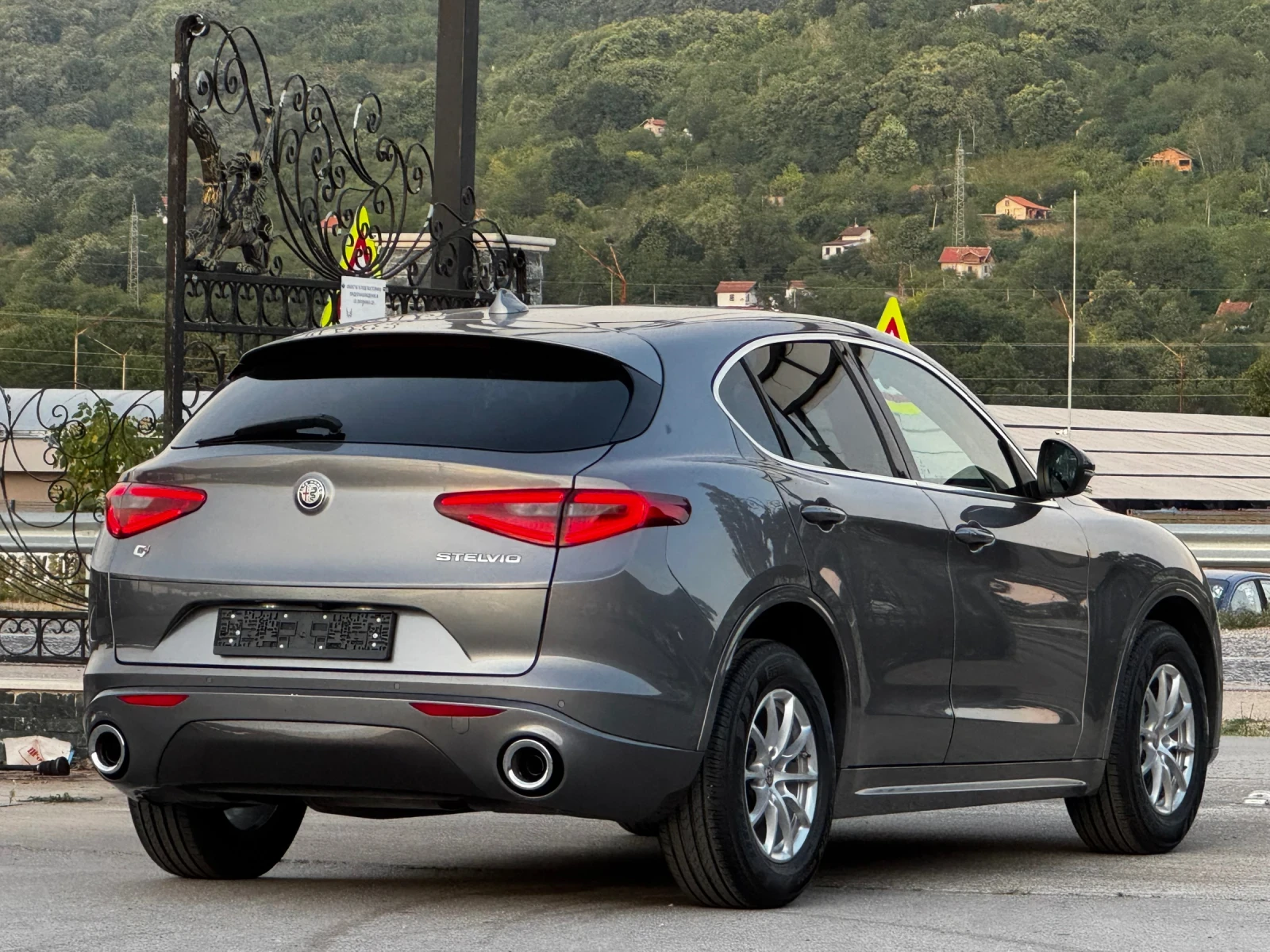 Alfa Romeo Stelvio 2.2JTDm Q4  | Mobile.bg   17