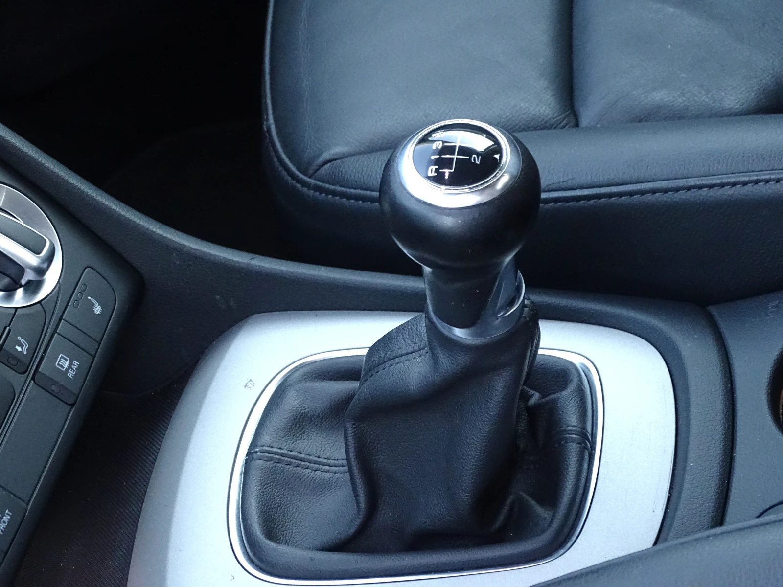 Audi Q3 2.0TDI_140__*  | Mobile.bg   17