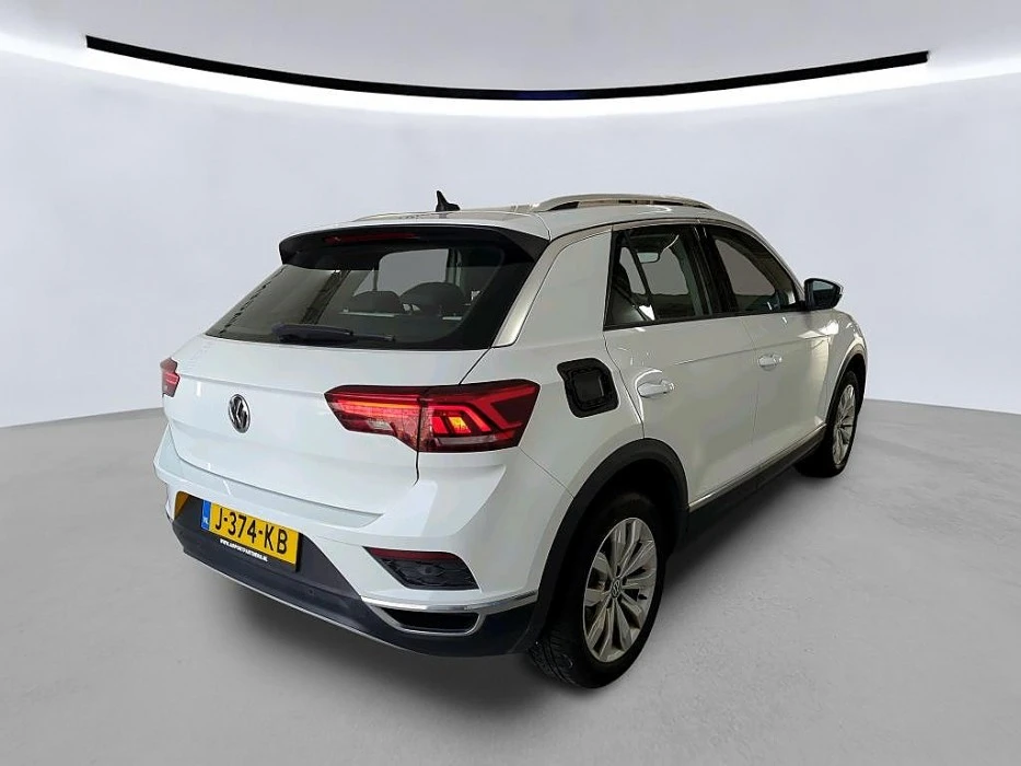 VW T-Roc Sport, снимка 2 - Автомобили и джипове - 53961086