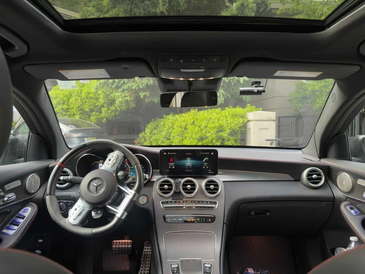 Mercedes-Benz GLC 43 AMG * 360 * ДИСТРОНИК * BURMESTER * BUCKET, снимка 9 - Автомобили и джипове - 54611685