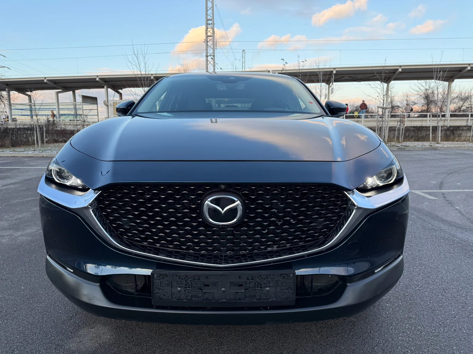 Mazda CX-30 2.0i* EUROPE* FULL* , снимка 2 - Автомобили и джипове - 54679296