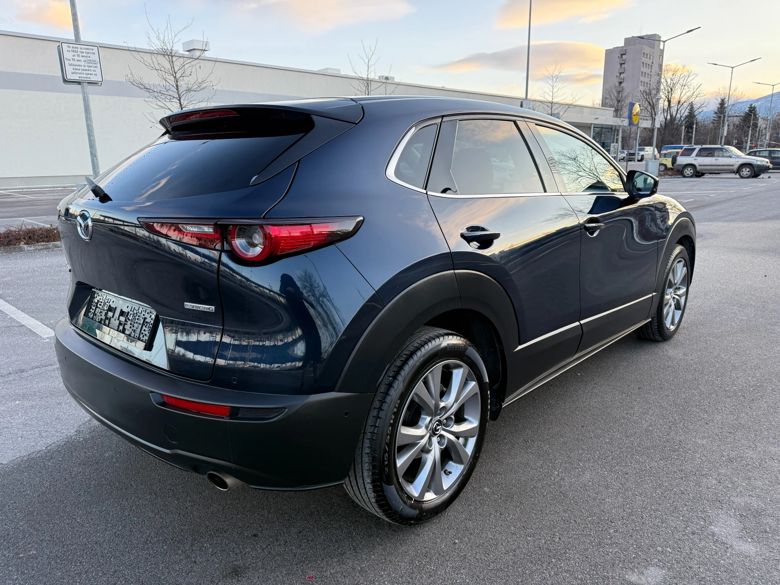 Mazda CX-30 2.0i* EUROPE* FULL* , снимка 4 - Автомобили и джипове - 54679296
