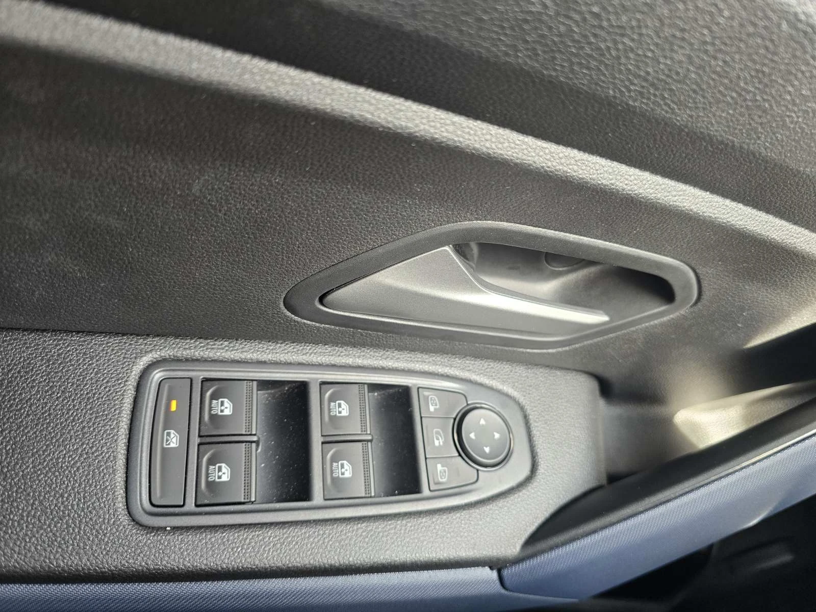Dacia Duster 1.6 HYBRID 95 hp | Mobile.bg � ����������� 12