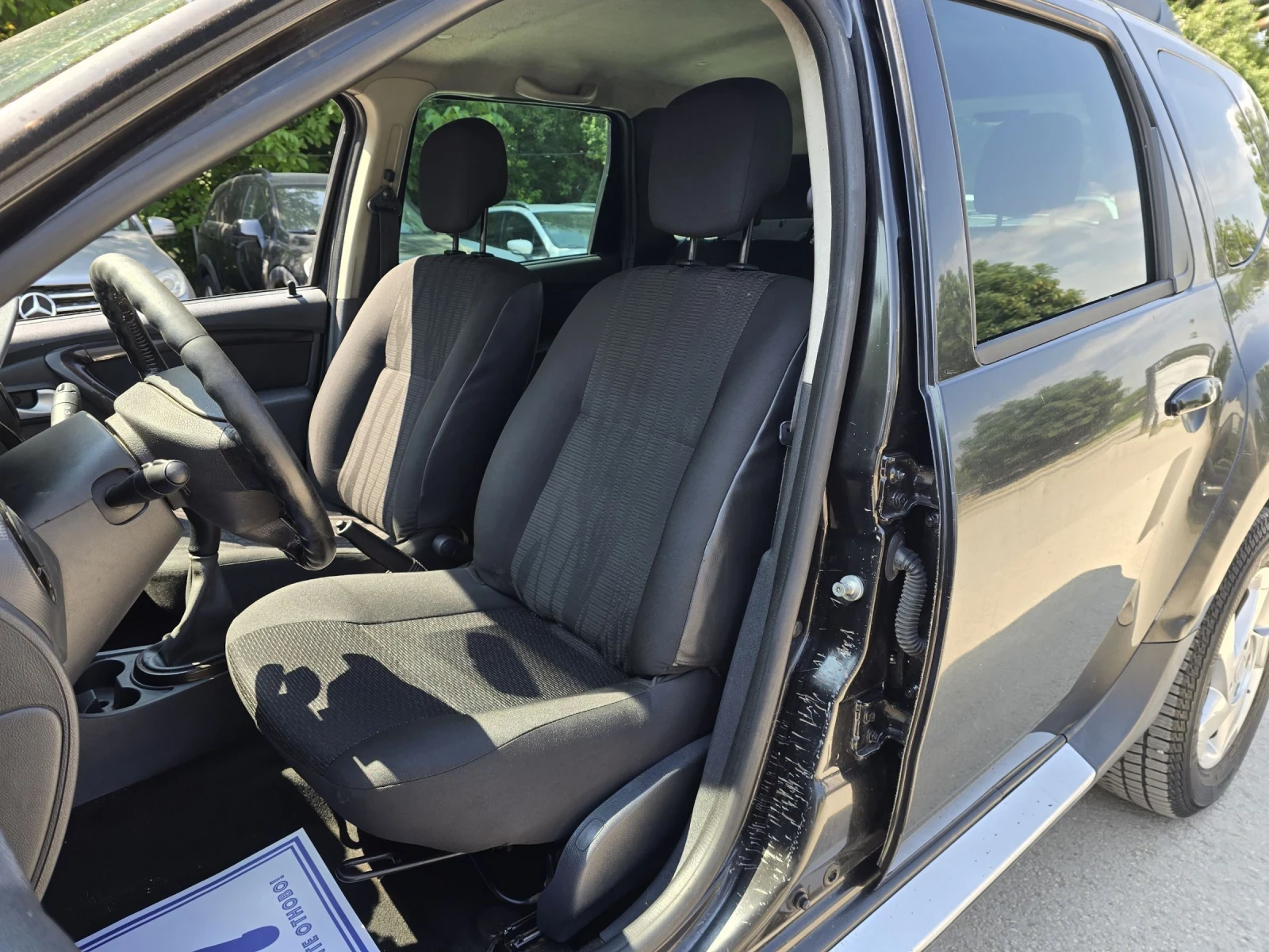 Dacia Duster 1.5dci 90к.с 2wd 5 скорости , снимка 10 - Автомобили и джипове - 54998635