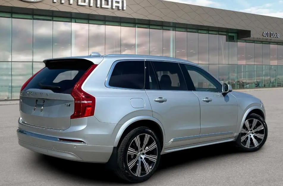 Volvo Xc90 * Inscription* Обдух* Pano* 360* Harman* , снимка 4 - Автомобили и джипове - 55435201