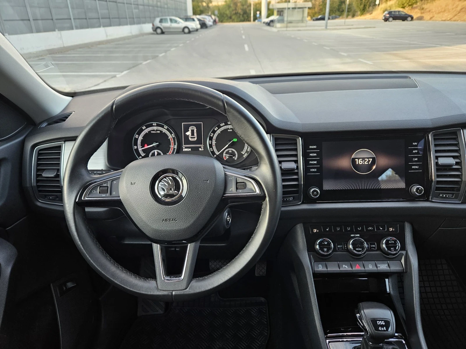 Skoda Kodiaq 2.0 4х4 АВТОМАТИК ШВЕЙЦАРИЯ , снимка 10 - Автомобили и джипове - 56188698