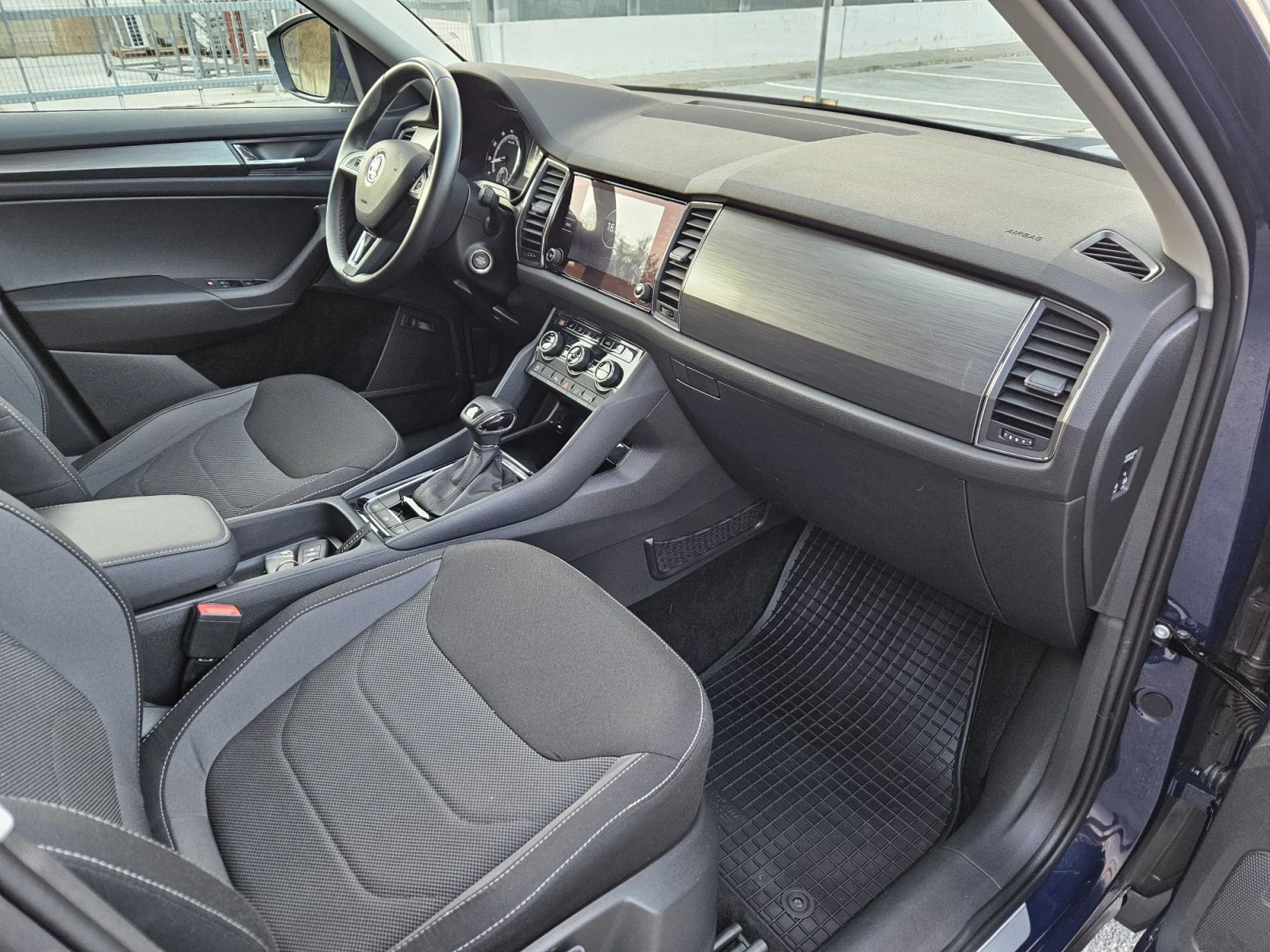 Skoda Kodiaq 2.0 4х4 АВТОМАТИК ШВЕЙЦАРИЯ , снимка 12 - Автомобили и джипове - 56188698