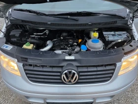 VW Transporter 2.5TDI 174K.C. / АВТОМАТ / ДЪЛГА БАЗА / КЛИМАТИК, снимка 15