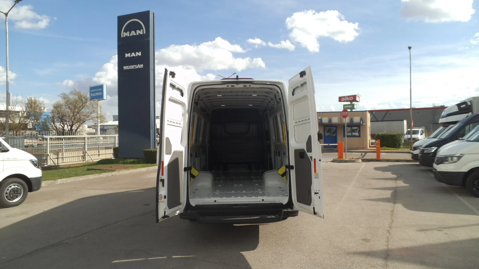 Man TGE 5.160 | Mobile.bg   11