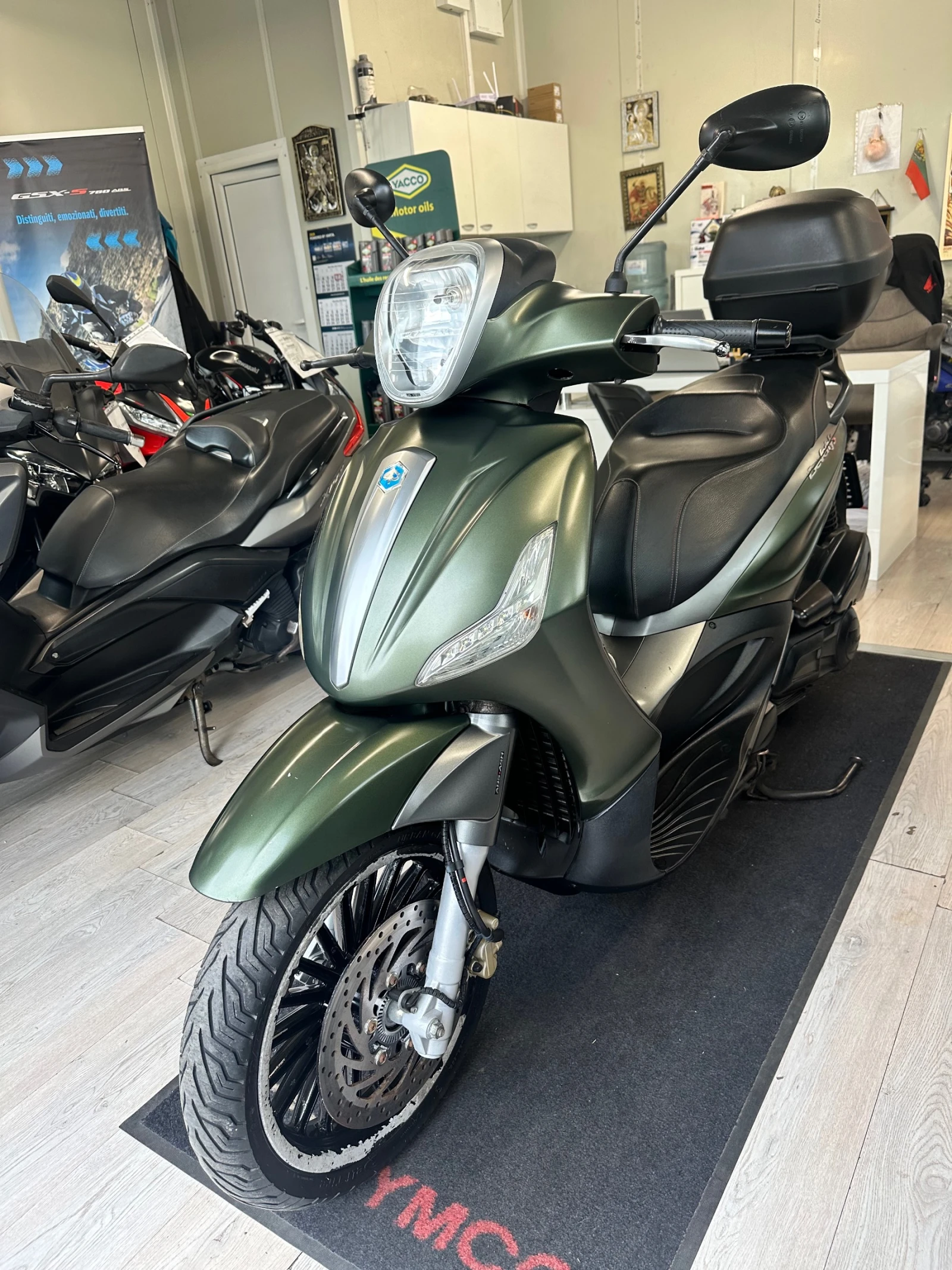 Piaggio Beverly 300i ABS/ASR/LED 05.2018г., снимка 7 - Мотоциклети и мототехника - 54456169