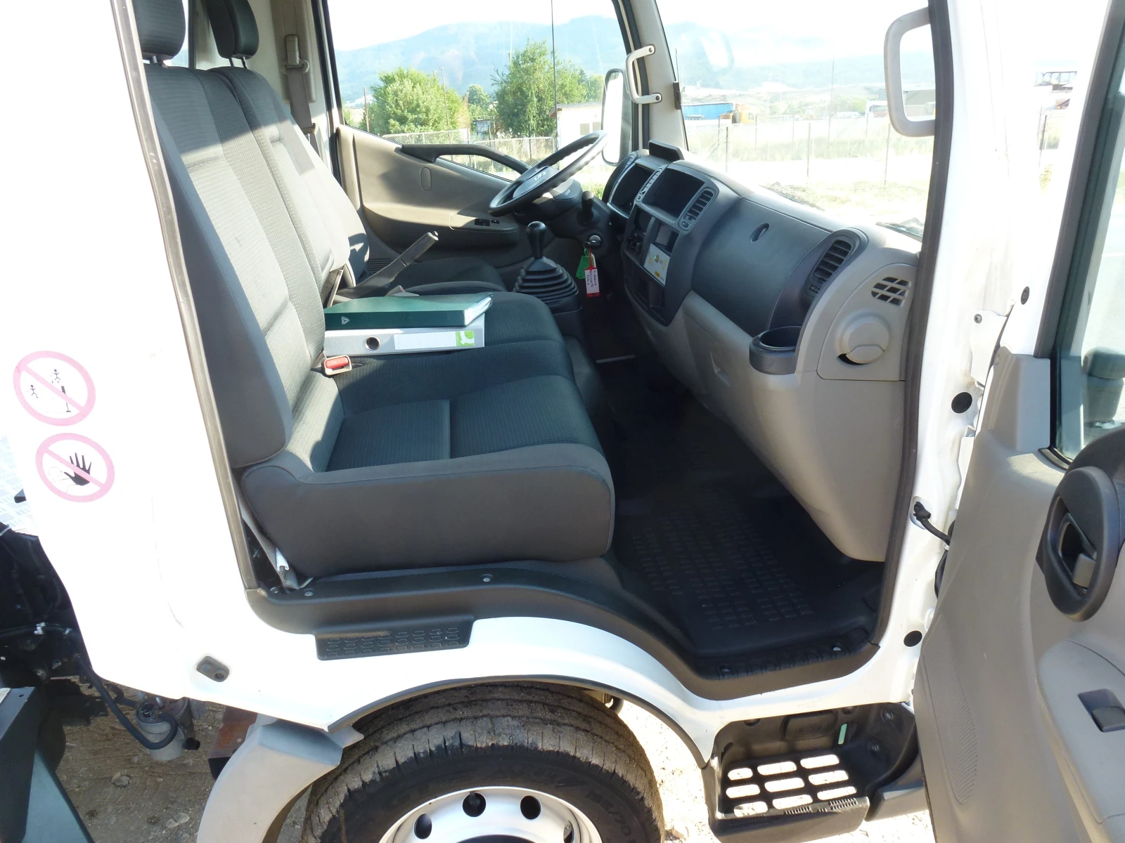 Автовишка Друга марка NISSAN 3.5 тона В-категория, снимка 6 - Индустриална техника - 55606674