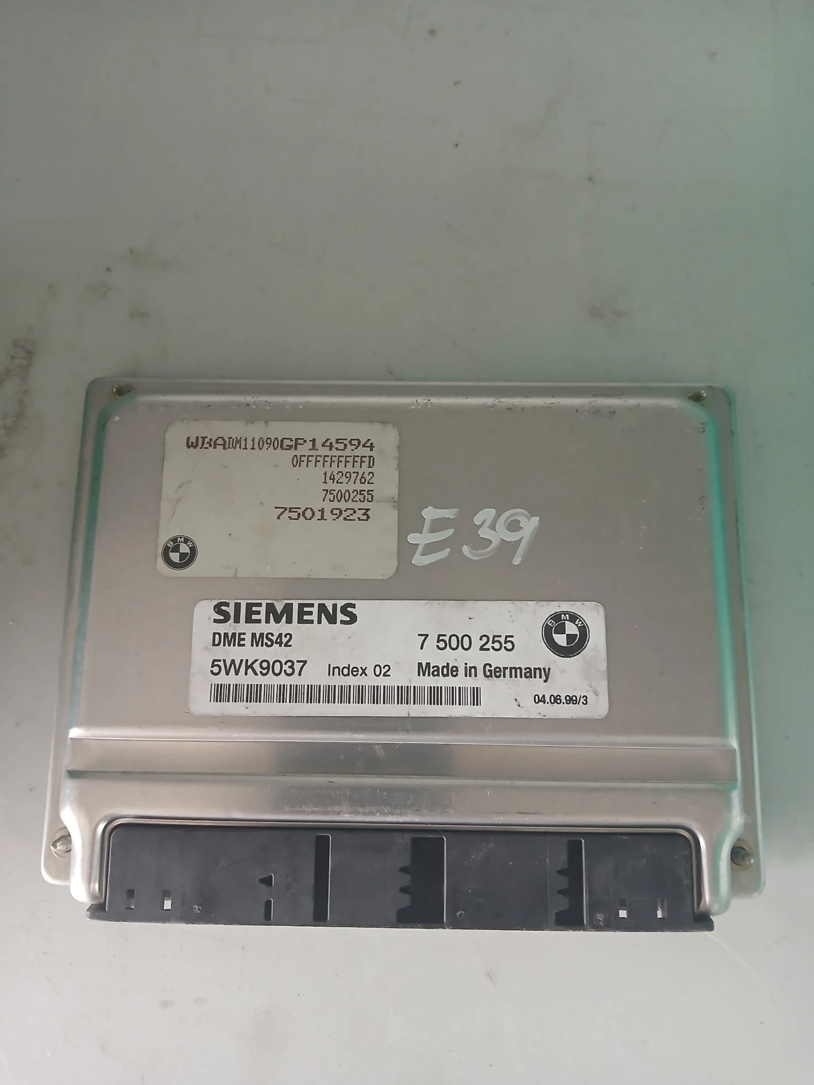 5WK9037 Компютър BMW E39
