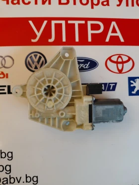 5Q4959801D  Моторче  стъклоповдигач за задна дясна врата  VW PASSAT B8 5Q4.959.801.D