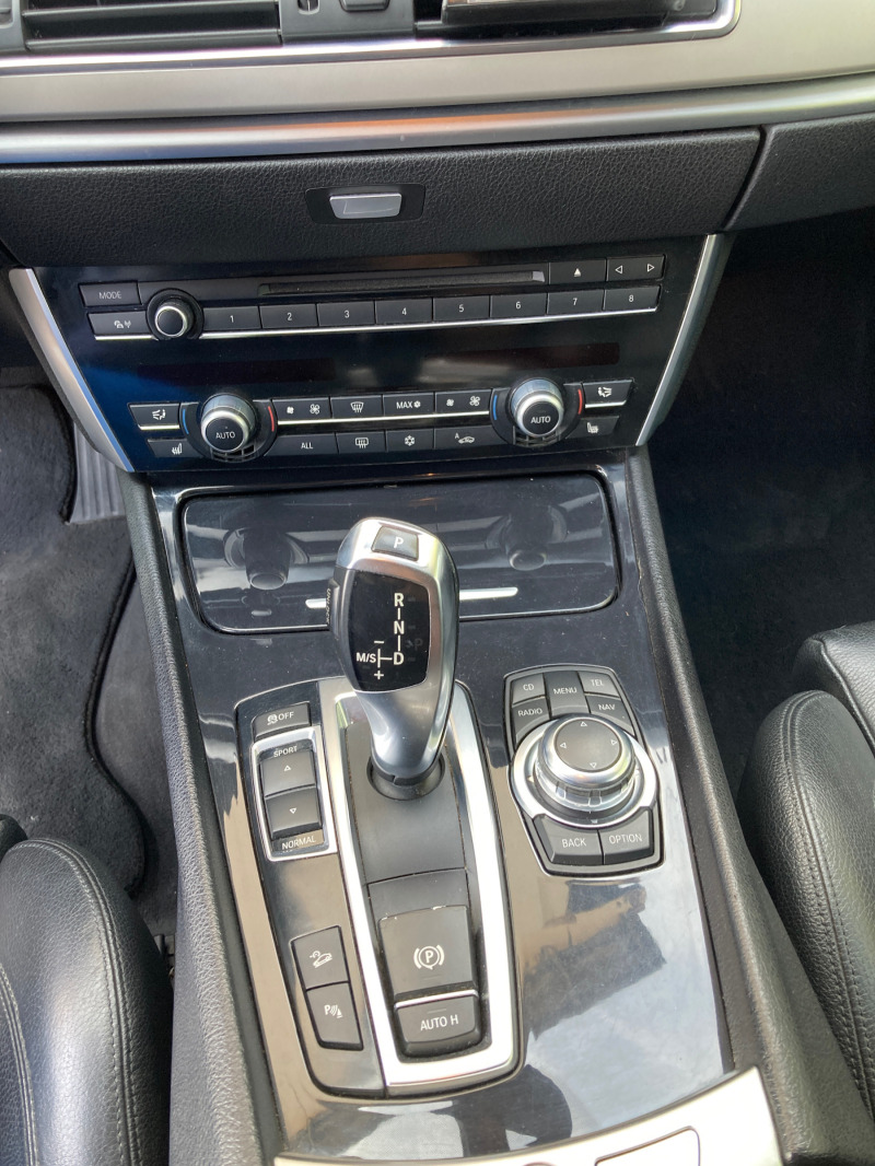 BMW 5 Gran Turismo 530D Xdrive, снимка 11 - Автомобили и джипове - 42367655