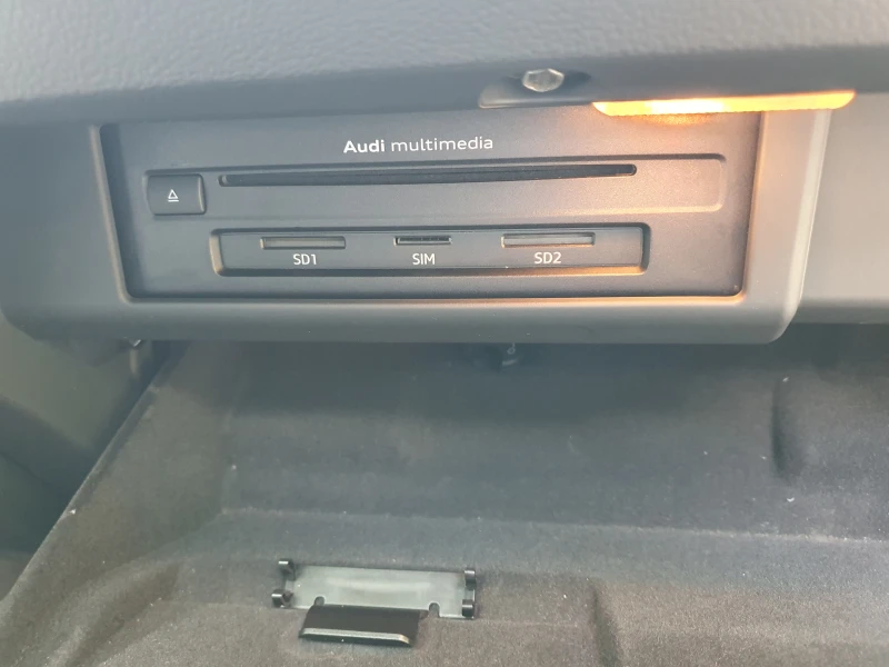 Audi A4 S-line 2.0 TFSI 230 кс Digital cockpit, снимка 15 - Автомобили и джипове - 49178679