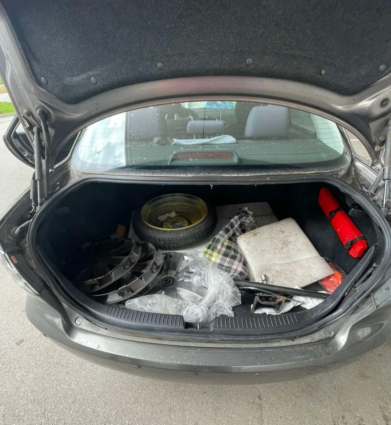 Mazda 6 Facelift 2008 Швейцария ГАЗ 6 ск., снимка 7 - Автомобили и джипове - 51329104