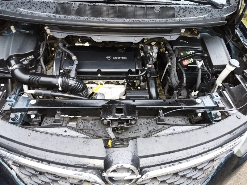 Opel Zafira 1.6* CNG* TURBO, снимка 10 - Автомобили и джипове - 52931873