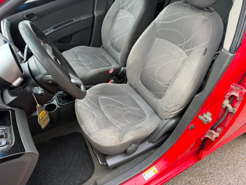 Chevrolet Spark 1.0 LS, снимка 11 - Автомобили и джипове - 53373439