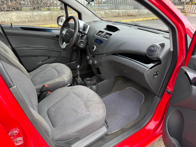 Chevrolet Spark 1.0 LS, снимка 13 - Автомобили и джипове - 53373439