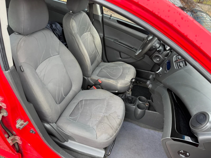 Chevrolet Spark 1.0 LS, снимка 14 - Автомобили и джипове - 53373439