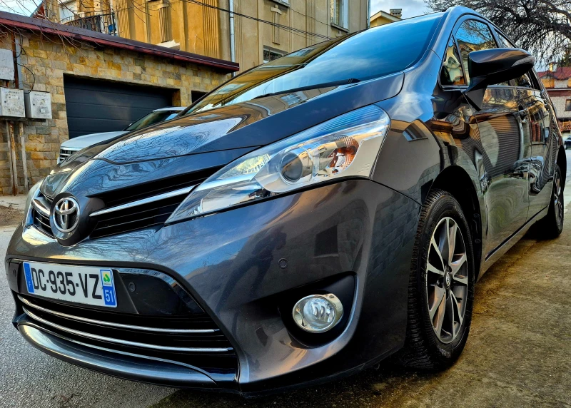 Toyota Verso 2.2d4d-EXECUTIVE-FACE LIFT-veriga-6скорости-japan , снимка 11 - Автомобили и джипове - 53502062