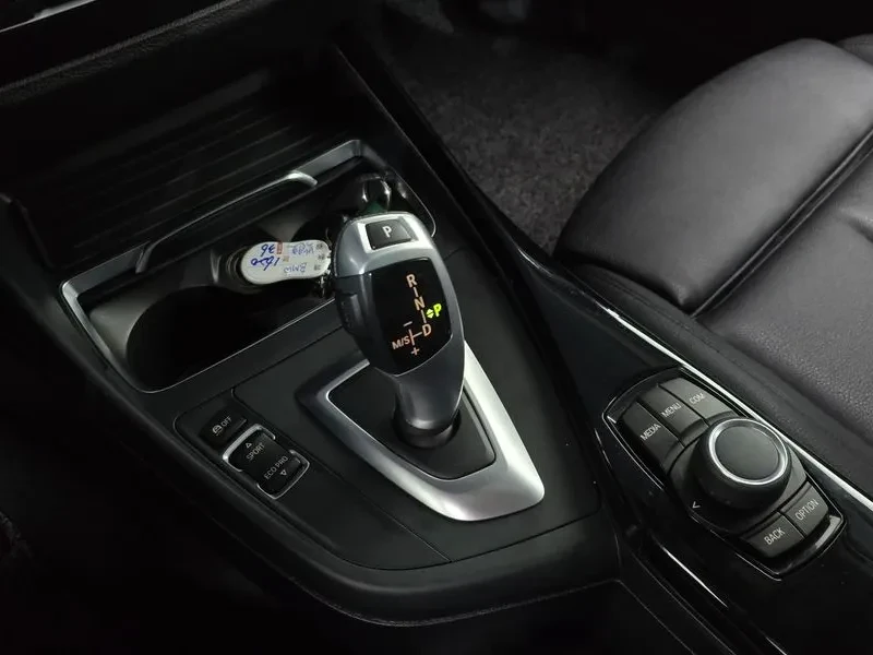 BMW 118 F20 SPORTS, снимка 9 - Автомобили и джипове - 55789799