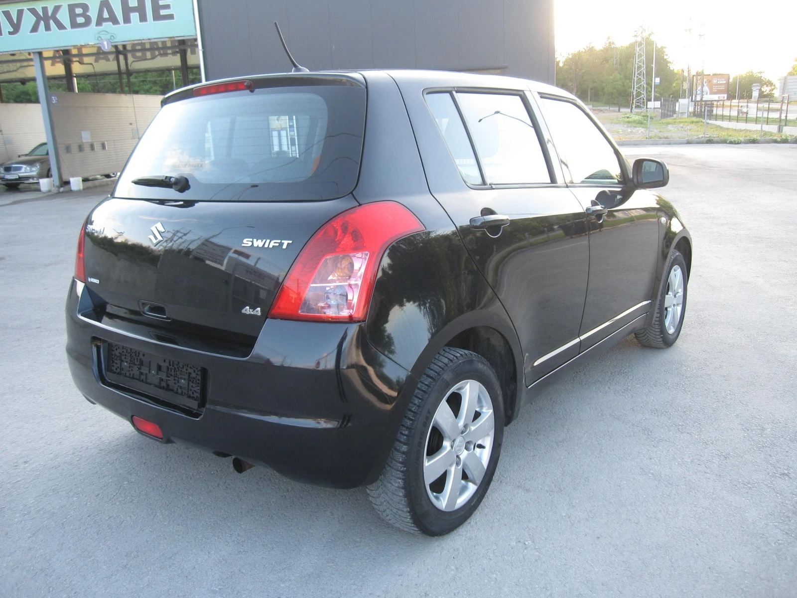 Suzuki Swift 4х4 1, 3 - изображение 4