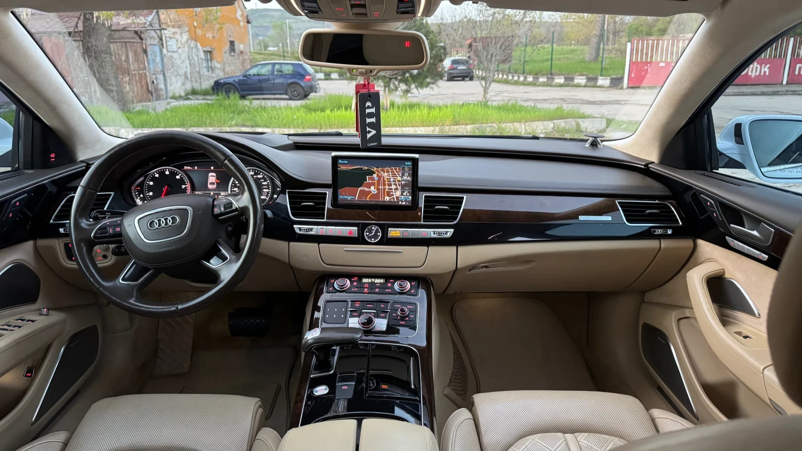 Audi A8 A 8 L 4.0 V8T benzin - изображение 7
