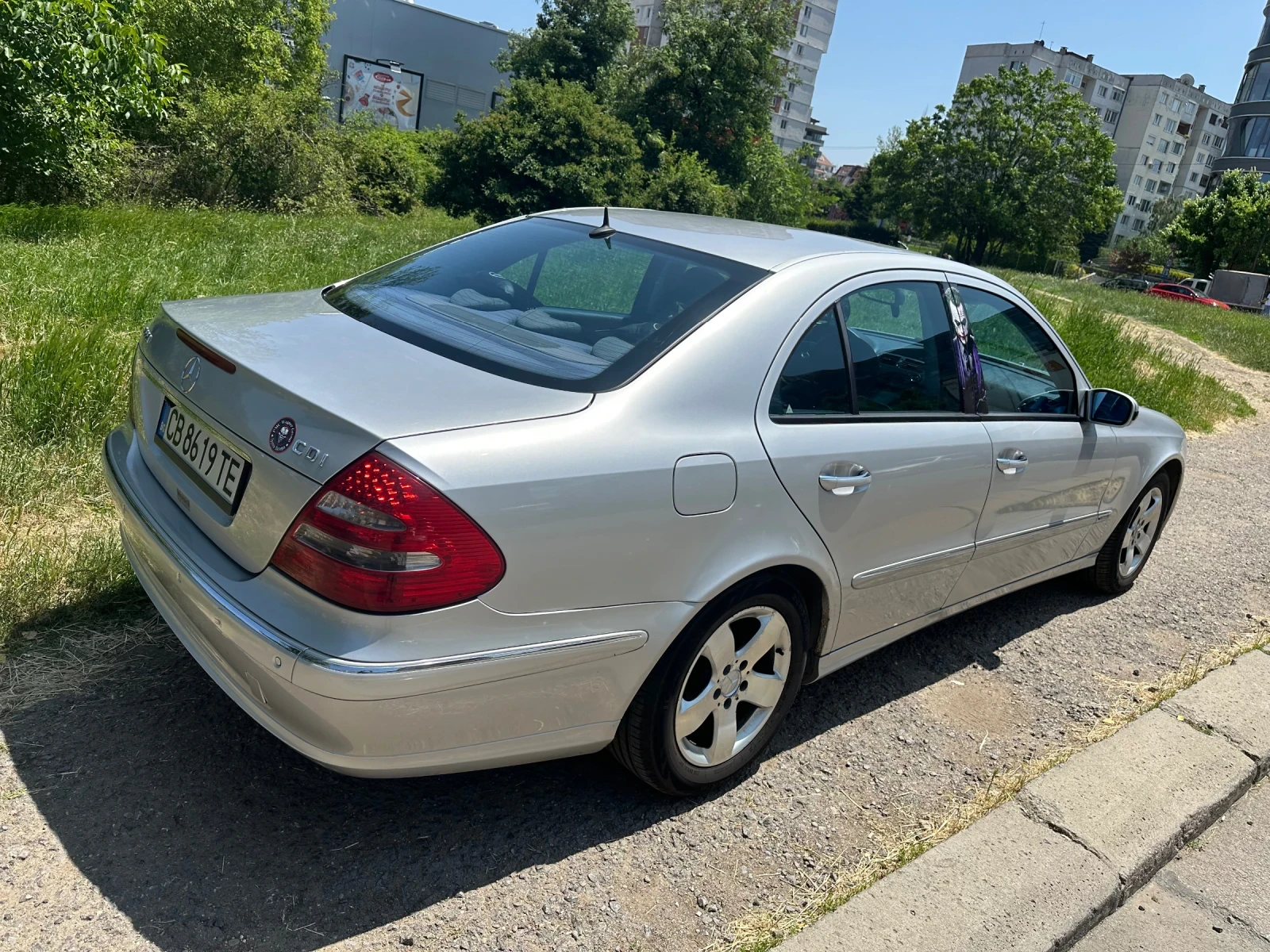 Mercedes-Benz E 220 Avangarde , 150кс  - изображение 3