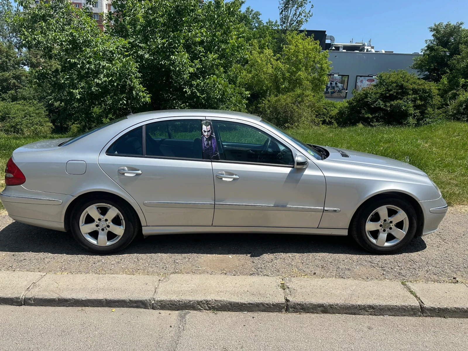 Mercedes-Benz E 220 Avangarde , 150кс  - изображение 4
