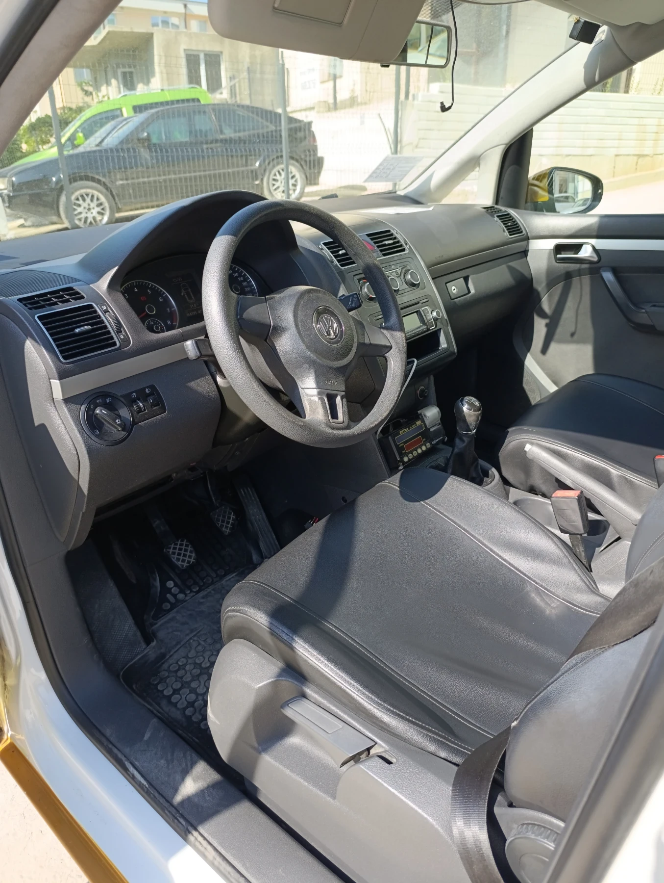 VW Touran 1.4 tsi - изображение 5