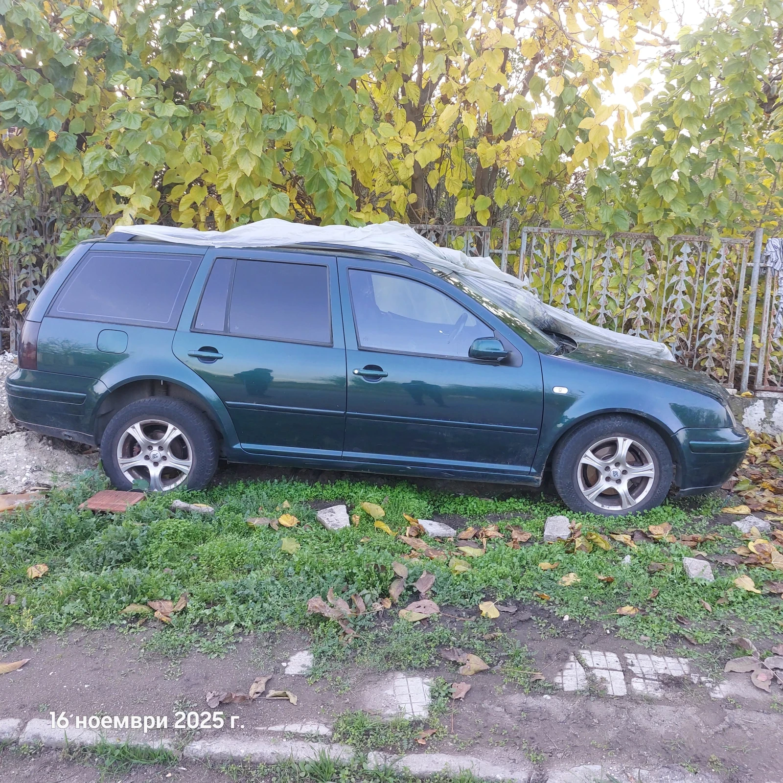 VW Bora 1, 6  | Mobile.bg   1
