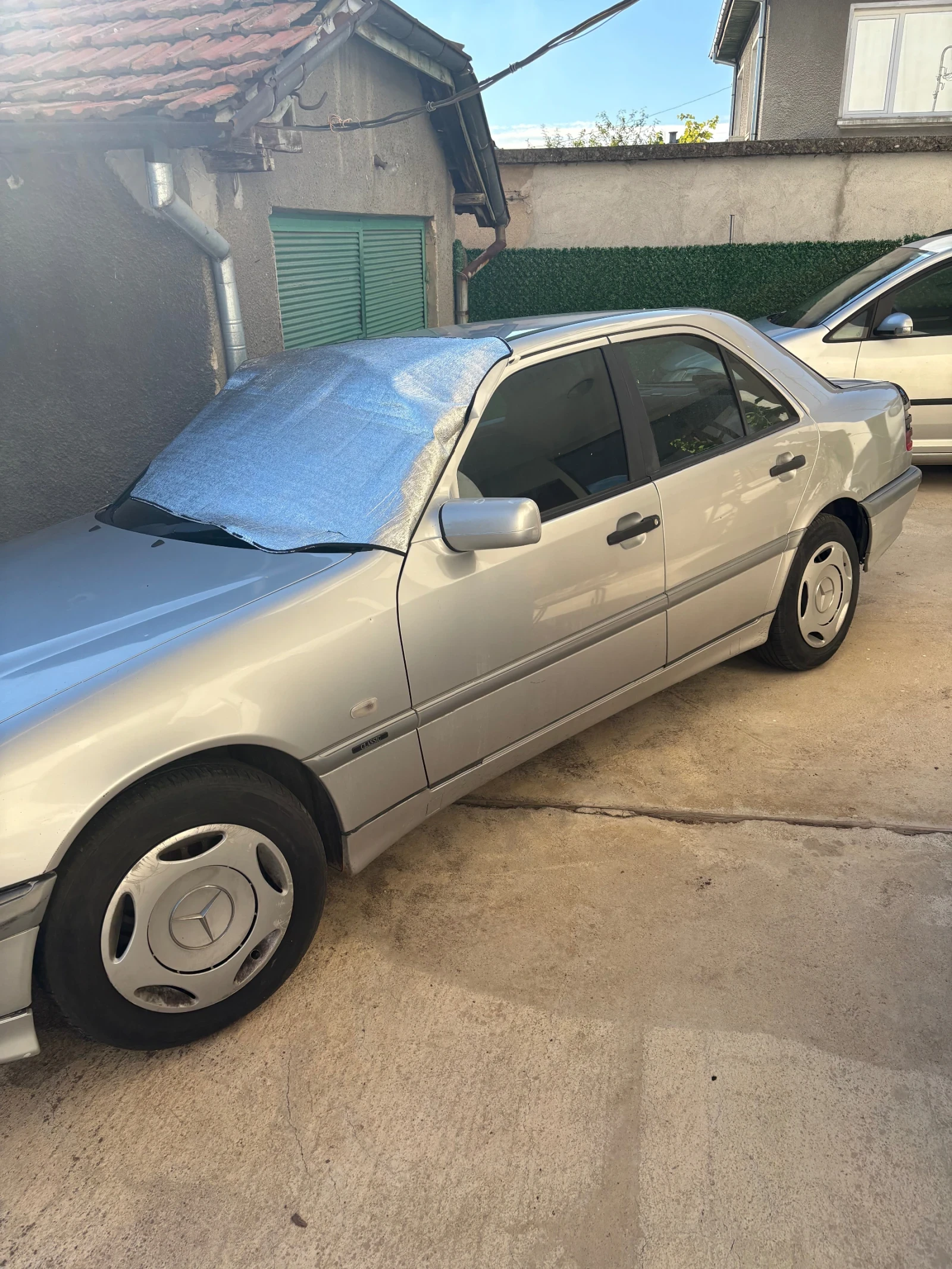 Mercedes-Benz 220 | Mobile.bg   6